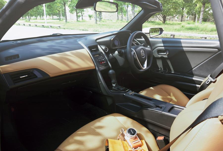Интерьер Honda S660 Special B #komorebi edition 2017 года  (фото 2 из 5)